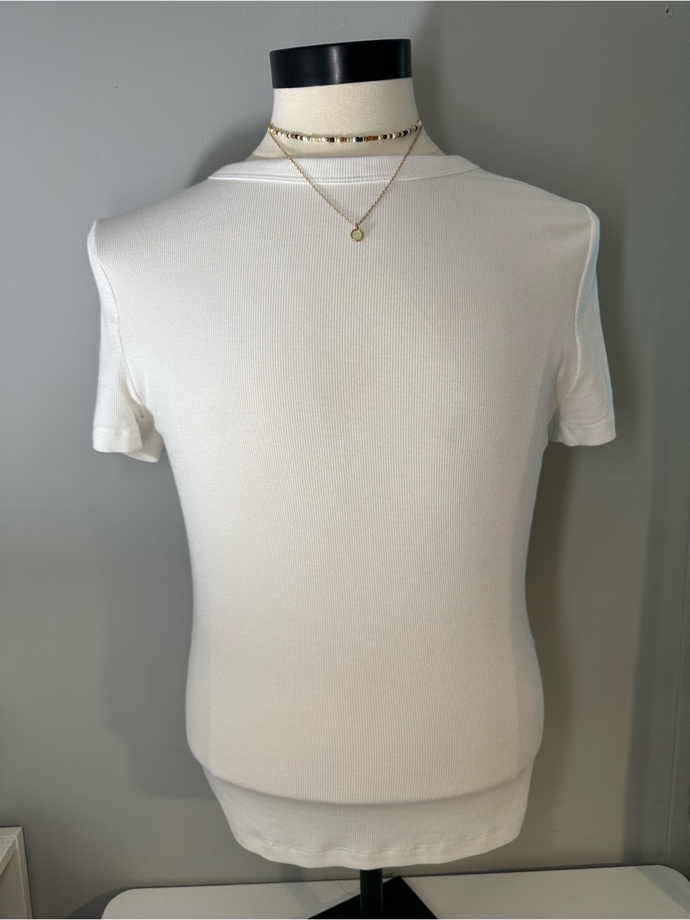 H&M White Ribbed Short Sleeve Crewneck Top